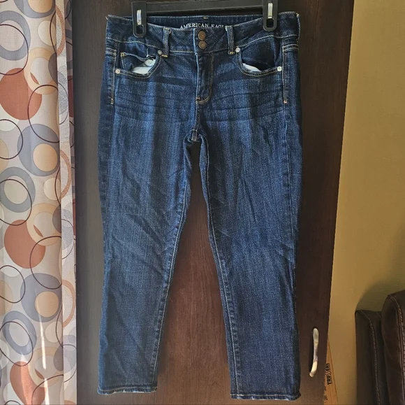 American Eagle Artistic Crop Blue Denim Jeans - Picture 1 of 9